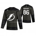 Maglia Hockey Tampa Bay Lightning Nikita Kucherov 2019 Veterans Day Camuffamento