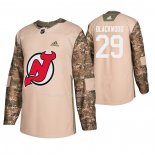 Maglia Hockey New Jersey Devils Mackenzie Blackwood Veterans Day Camuffamento