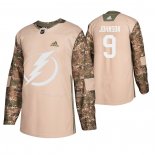 Maglia Hockey Tampa Bay Lightning Tyler Johnson Veterans Day Camuffamento