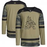 Maglia Hockey Arizona Coyotes Military Appreciation Team Autentico Practice Camuffamento